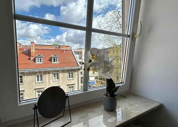 Apartment Old Tenement *